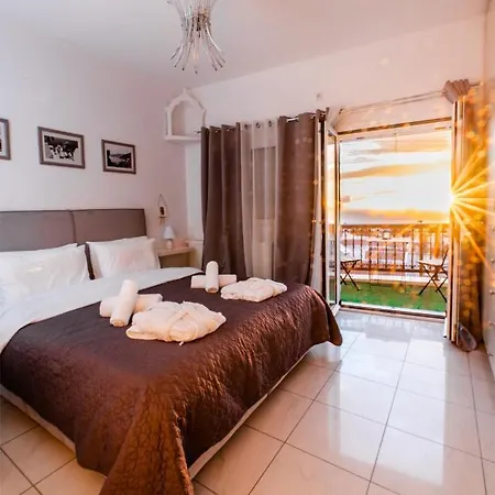 Apartment Yiannis Santorini