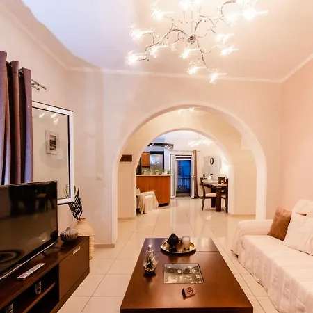 Apartment Yiannis Santorini *